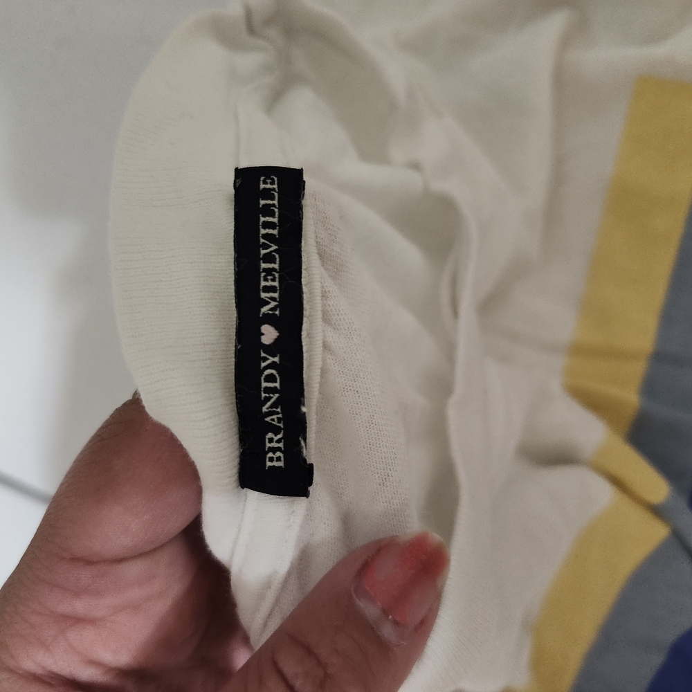 Brandy Melville Long Sleeve Biarritz France Tee - Picture 7 of 7